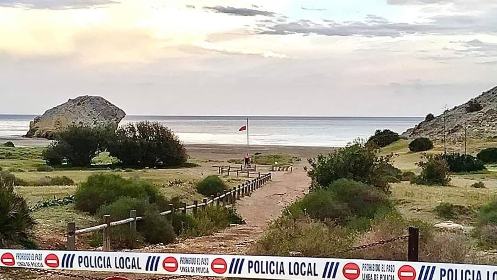 Imagen de la Playa de Mónsul en plena Semana Santa.
