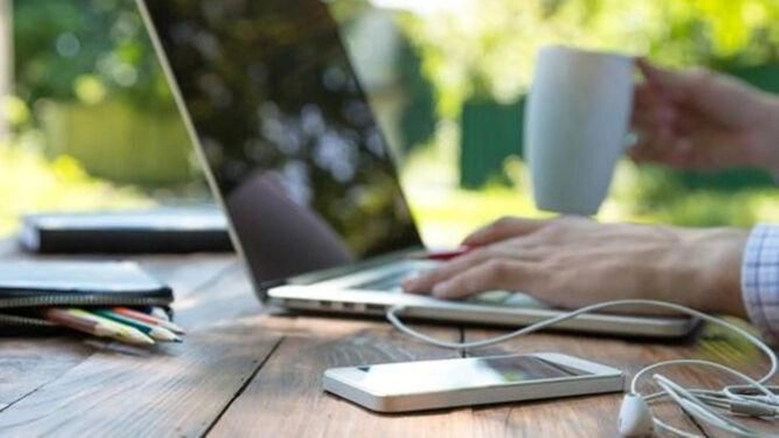 El teletrabajo hace más difícil ascender en la empresa.