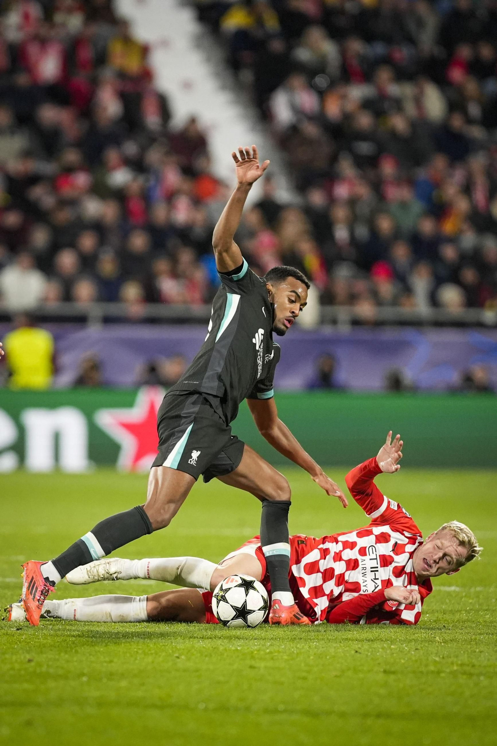 Las fotos del Girona - Liverpool