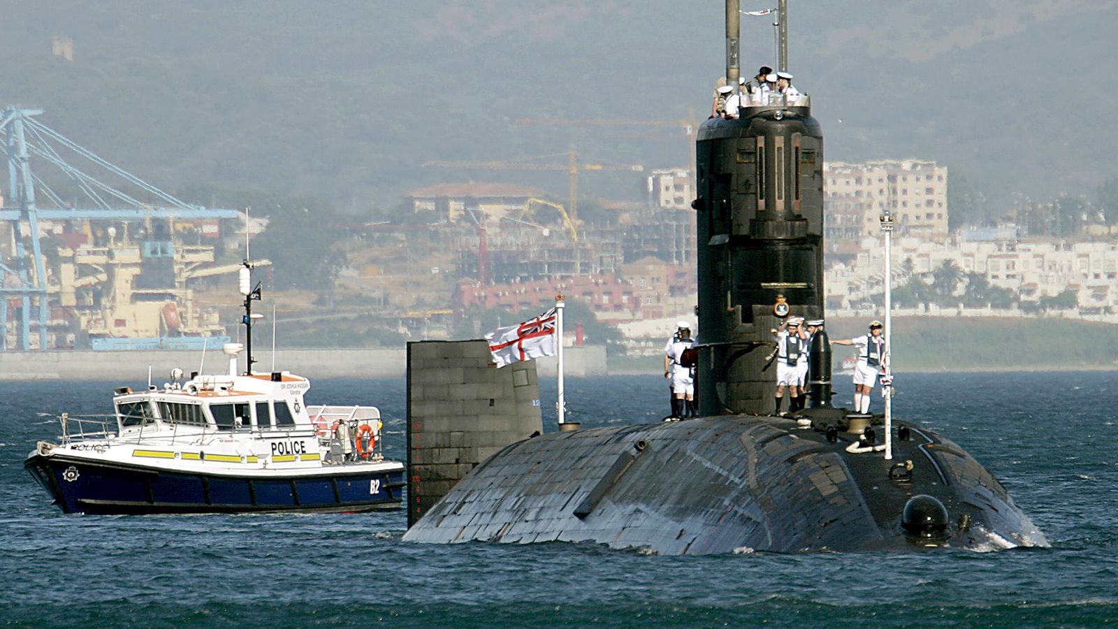 El 'Tireless', en una visita a la Bahía de Algeciras.