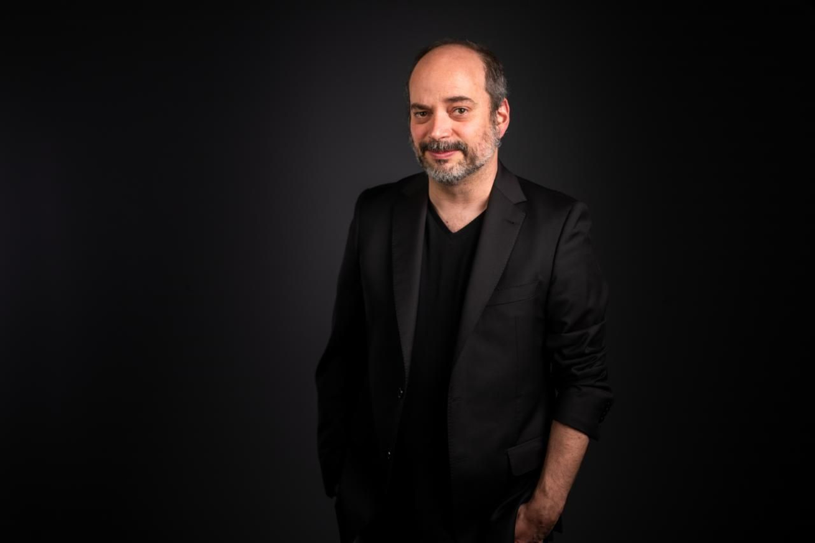 El crítico Alejandro G. Calvo