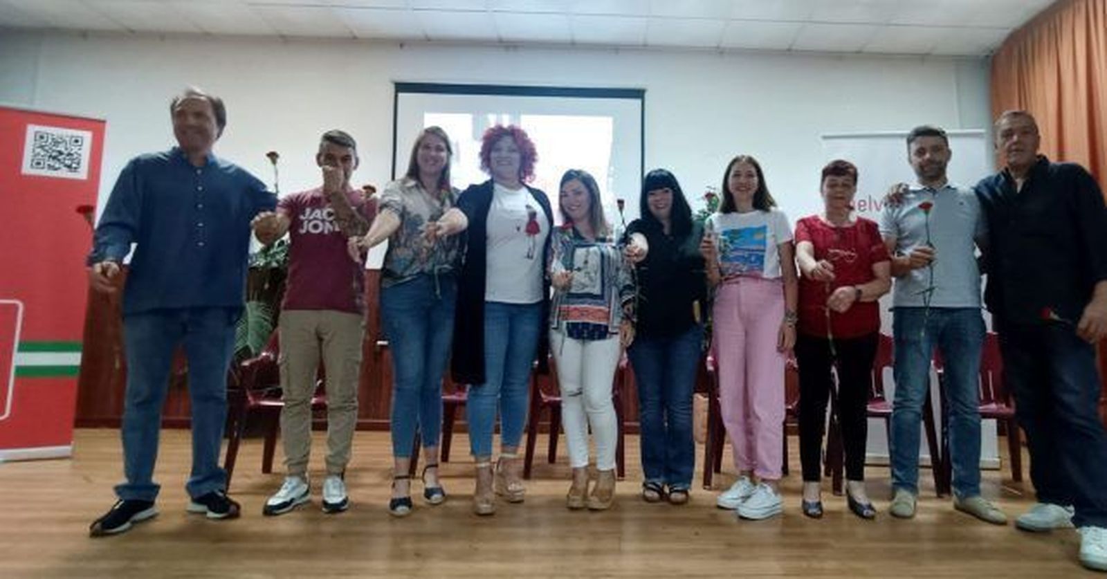 Presentación de la candidatura a la en La Nava.