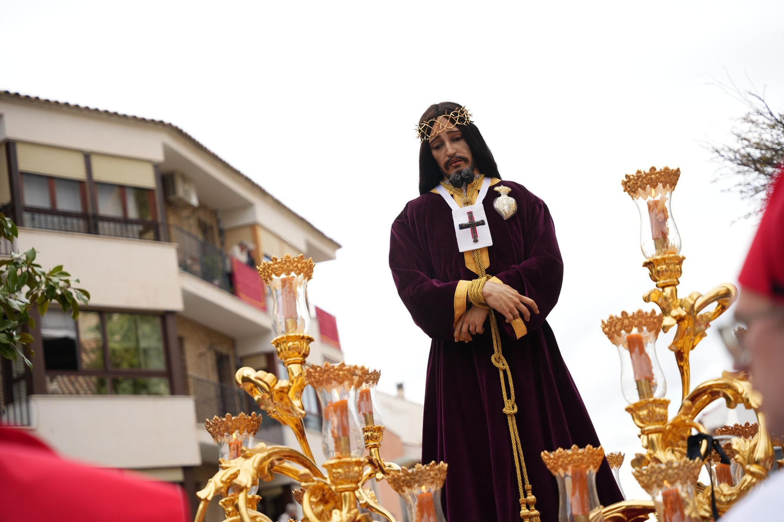 La procesión de Pasión en el Lunes Santo de Lucena
