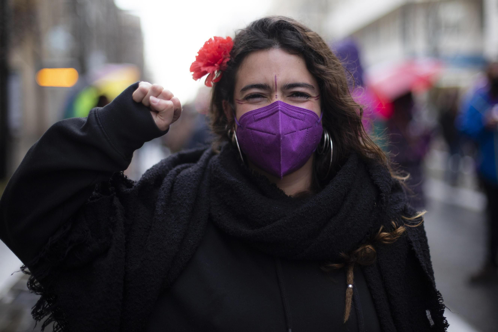 Las mejores imágenes de la manifestación feminista del 8M en Granada este 2021