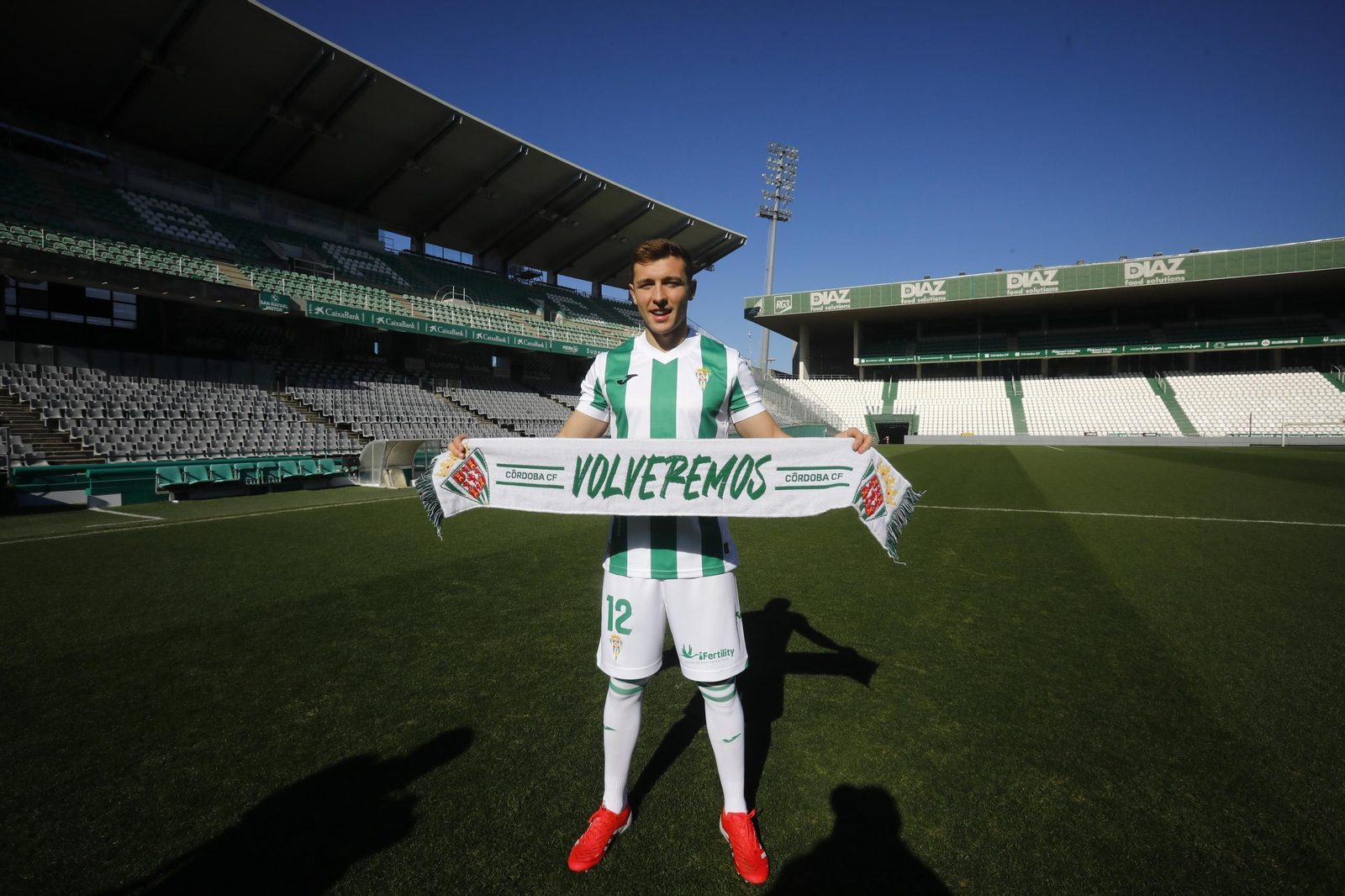 Las mejores fotos de la presentación de Del Moral como jugador del Córdoba aCF