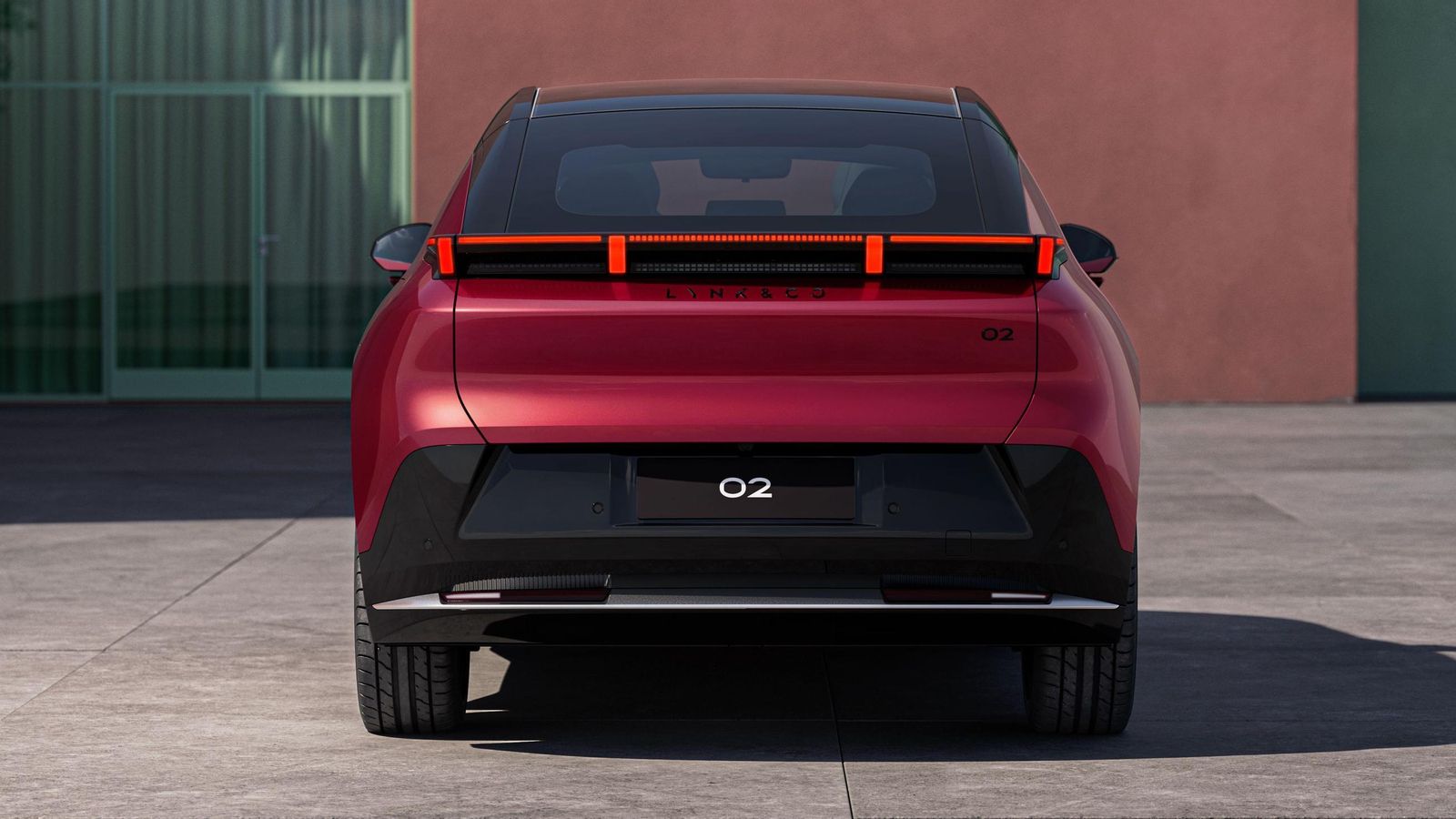 Aunque fabricado en China, el Lynk & Co 02 ha sido diseñado y desarrollado en Suecia, donde la marca tiene su cuartel general.