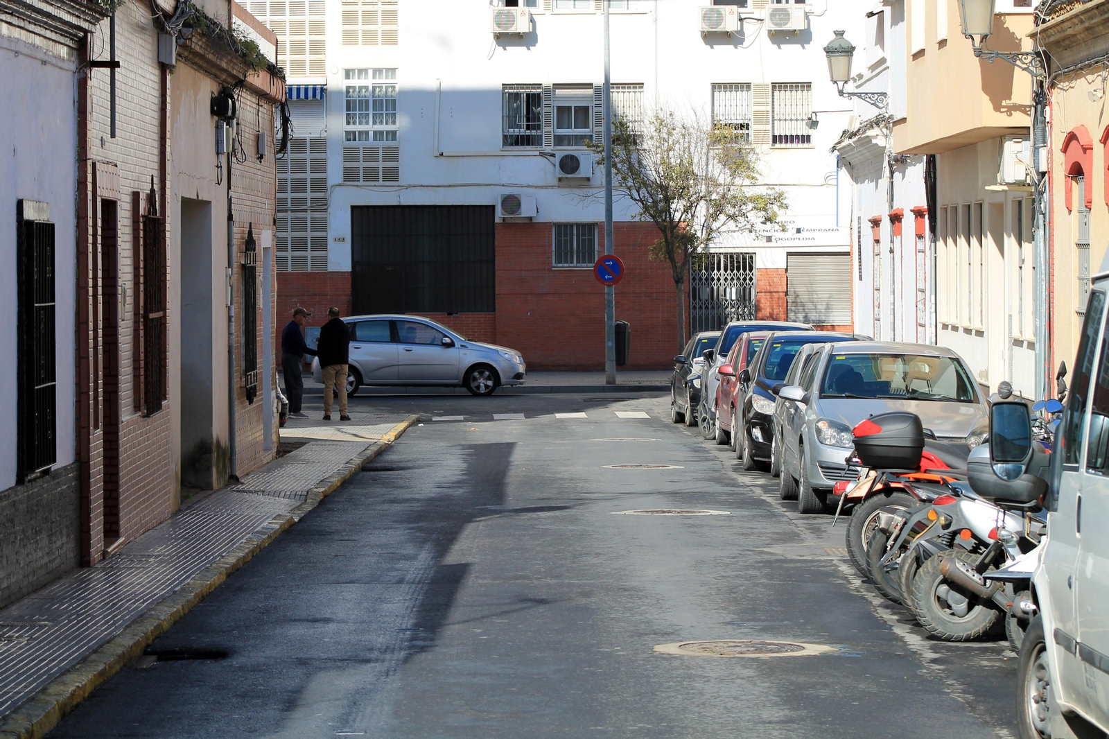 Barrio a Barrio: Imágenes de la Barriada de Los Dolores