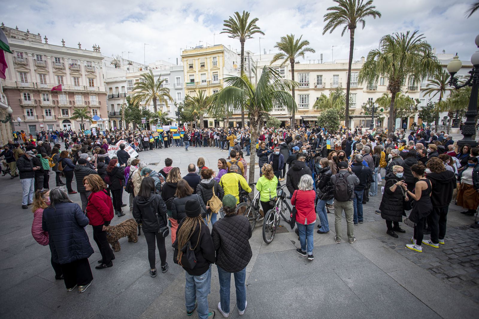 Concentración en Cádiz contra la guerra y la invasión de Ucrania