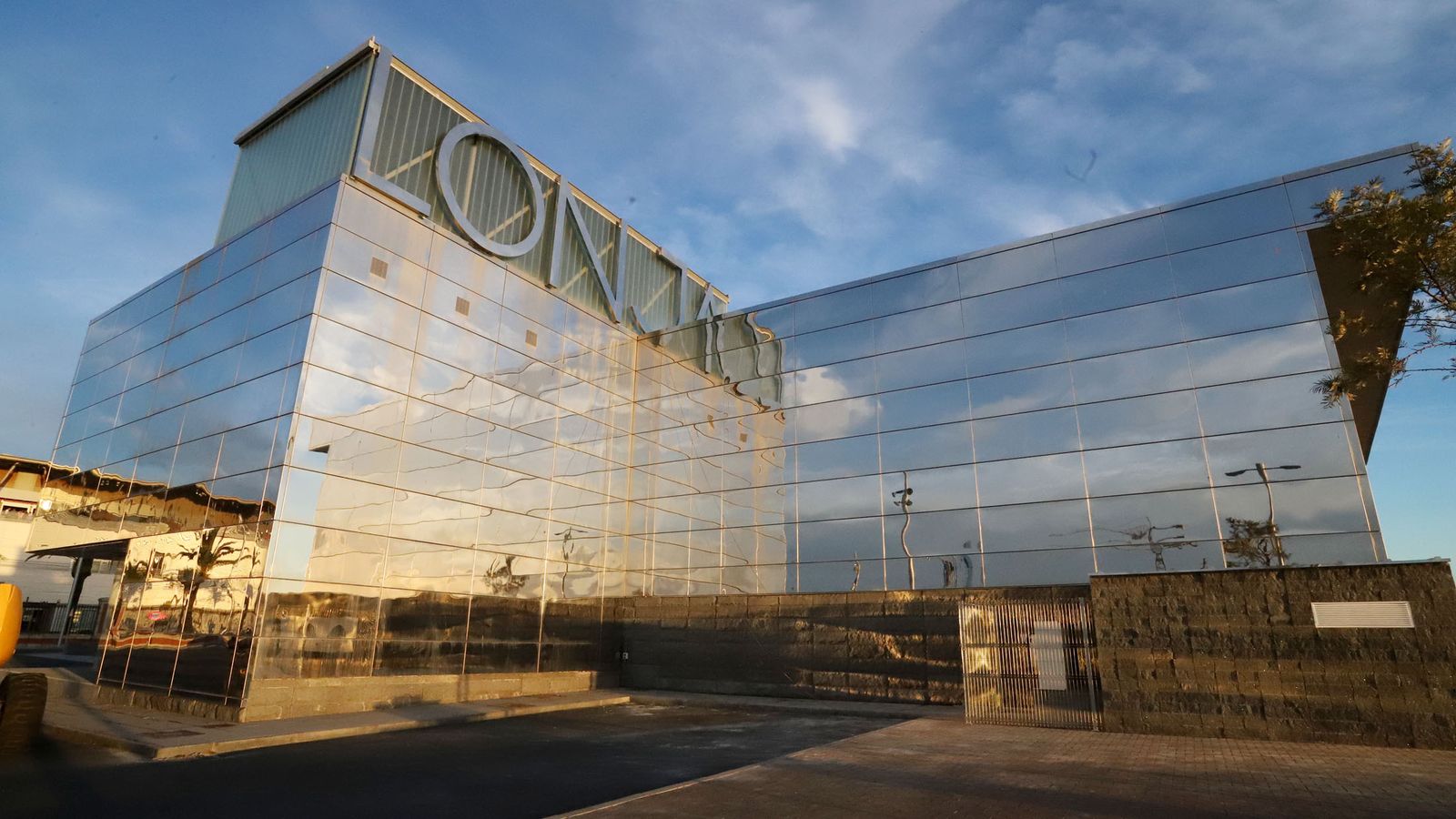 La nueva lonja de Huelva.