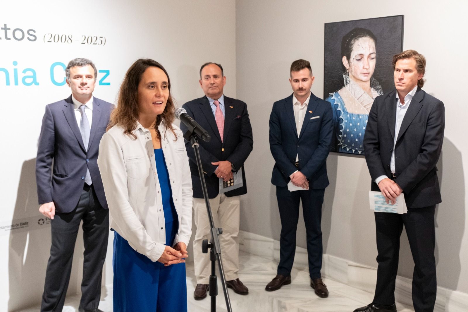 Un momento de la inauguración de la muestra de Antonia Cruz en la Casa de Iberoamérica.