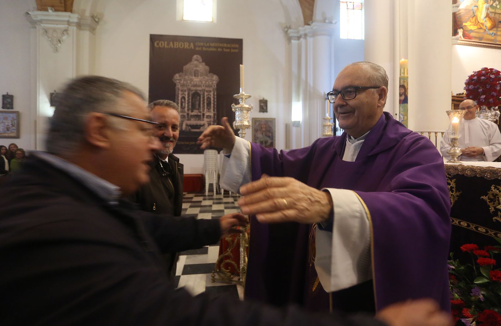 Imagenes de la misa de acción de gracias por el aniversario de la cuadrilla de costaleros