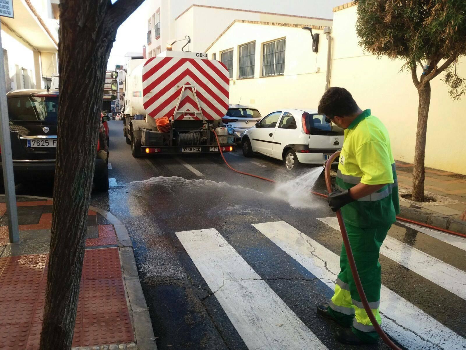 Comienza la huelga indefinida de  basuras y limpieza viaria en Mijas
