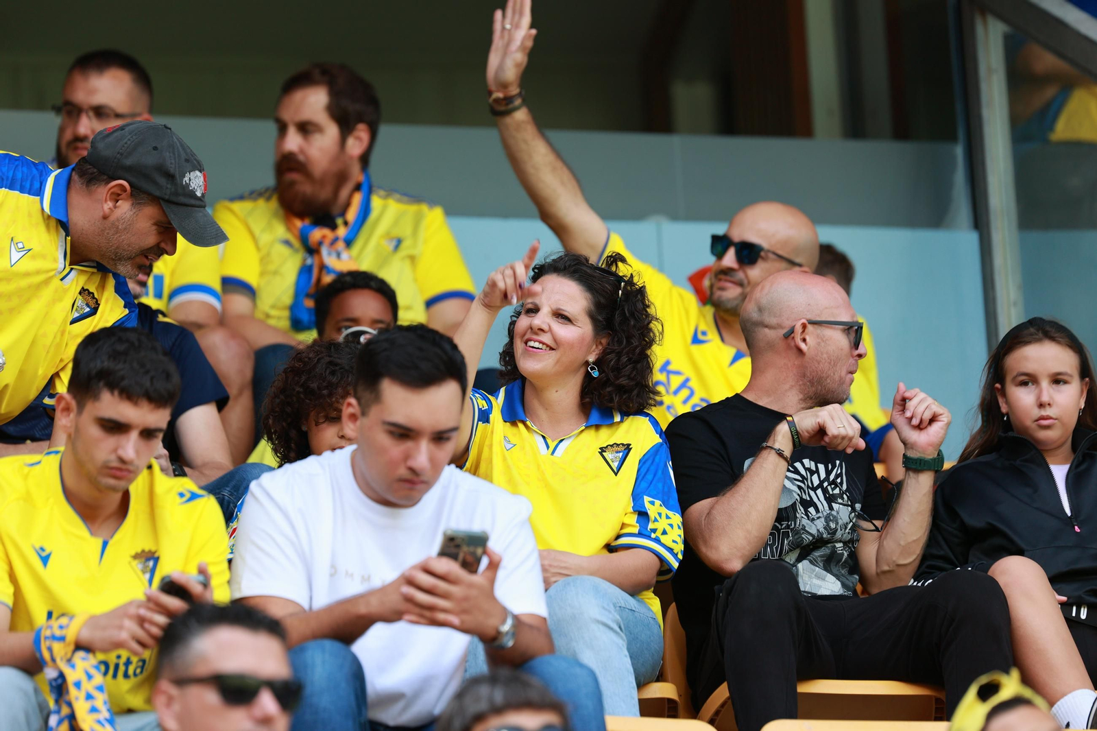 Búscate en las imágenes del Cádiz CF - Racing de Santander