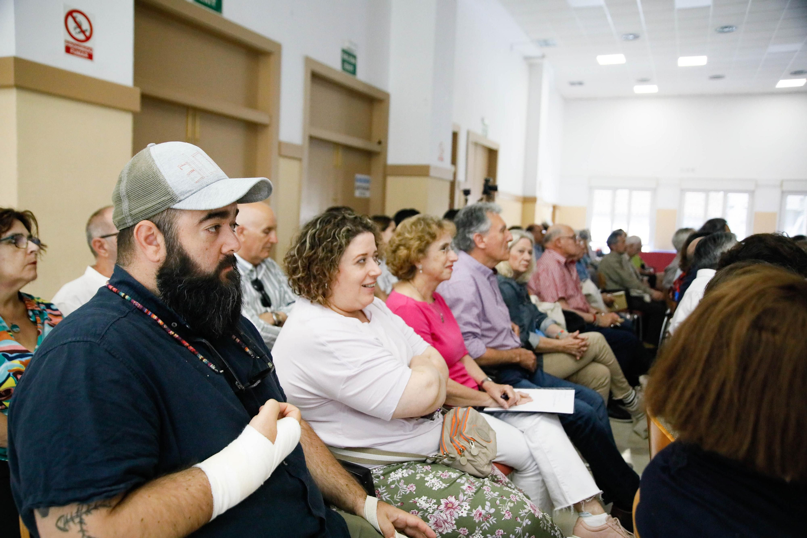 Imágenes de la entrega de los Escudos de Oro del IEA y la celebración de su Plenario