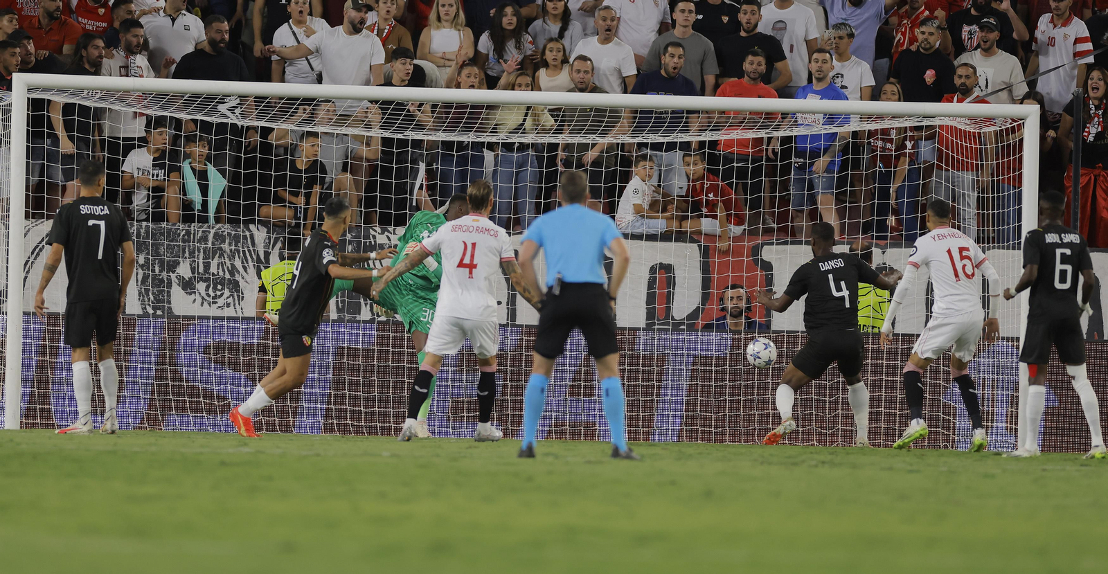 Las fotos del Sevilla-Lens de Champions