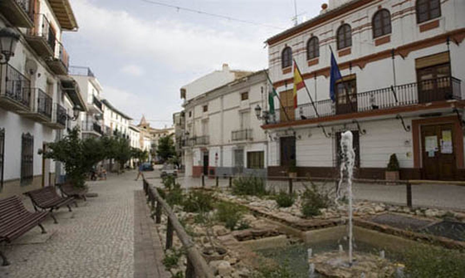 Ayuntamiento de Castril. Plaza y sede del ayuntamiento.