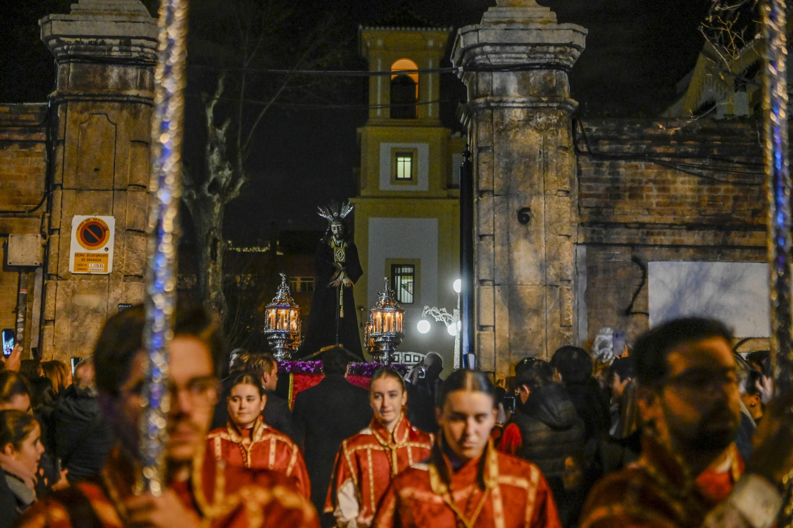 Fotogalería: Multitudinario Traslado del Señor del Rescate tras la Misión Escolar 2025
