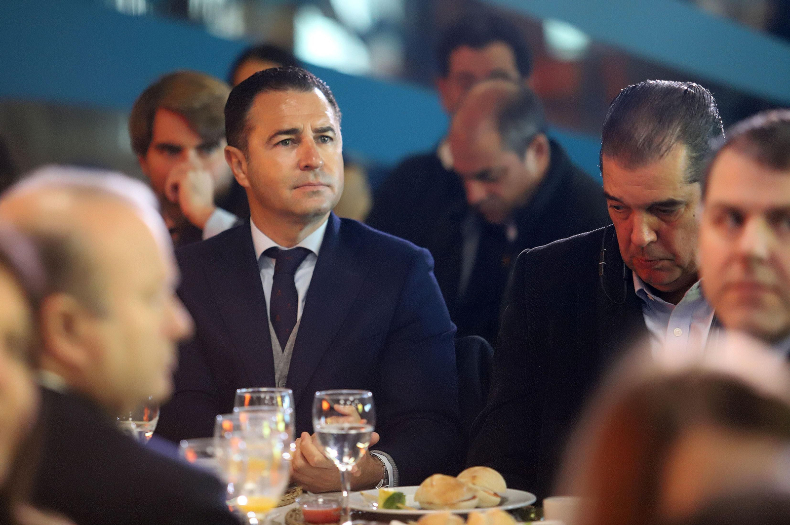 Imágenes de los asistentes al Desayuno Coloquio "Economía azul, claves para el desarrollo sostenible" organizado por el Grupo Joly