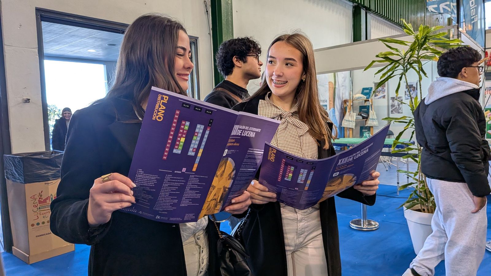 El Salón del Estudiante de Lucena, en imágenes