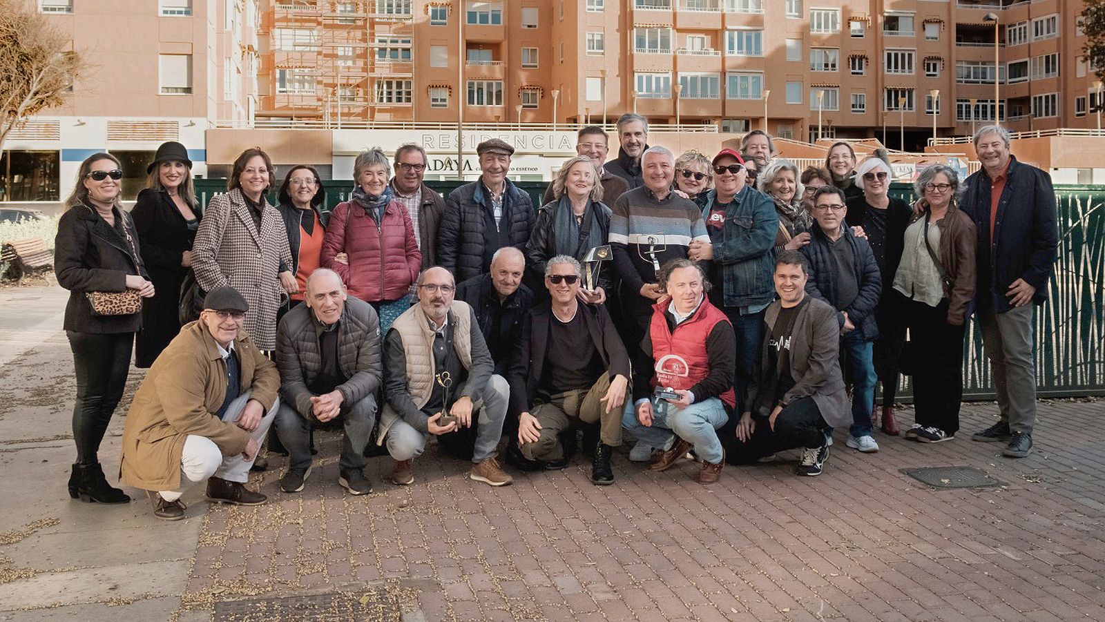Foto de familia del Grupo indalo Foto tras celebrar su comida anual.