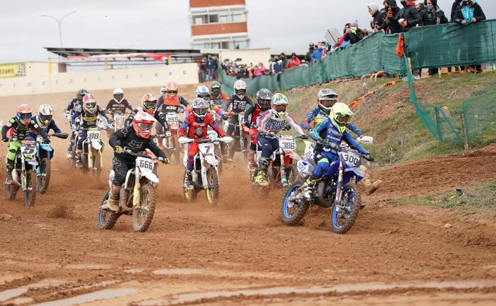 Yamaha E. Castro, con saldo positivo en La Bañeza