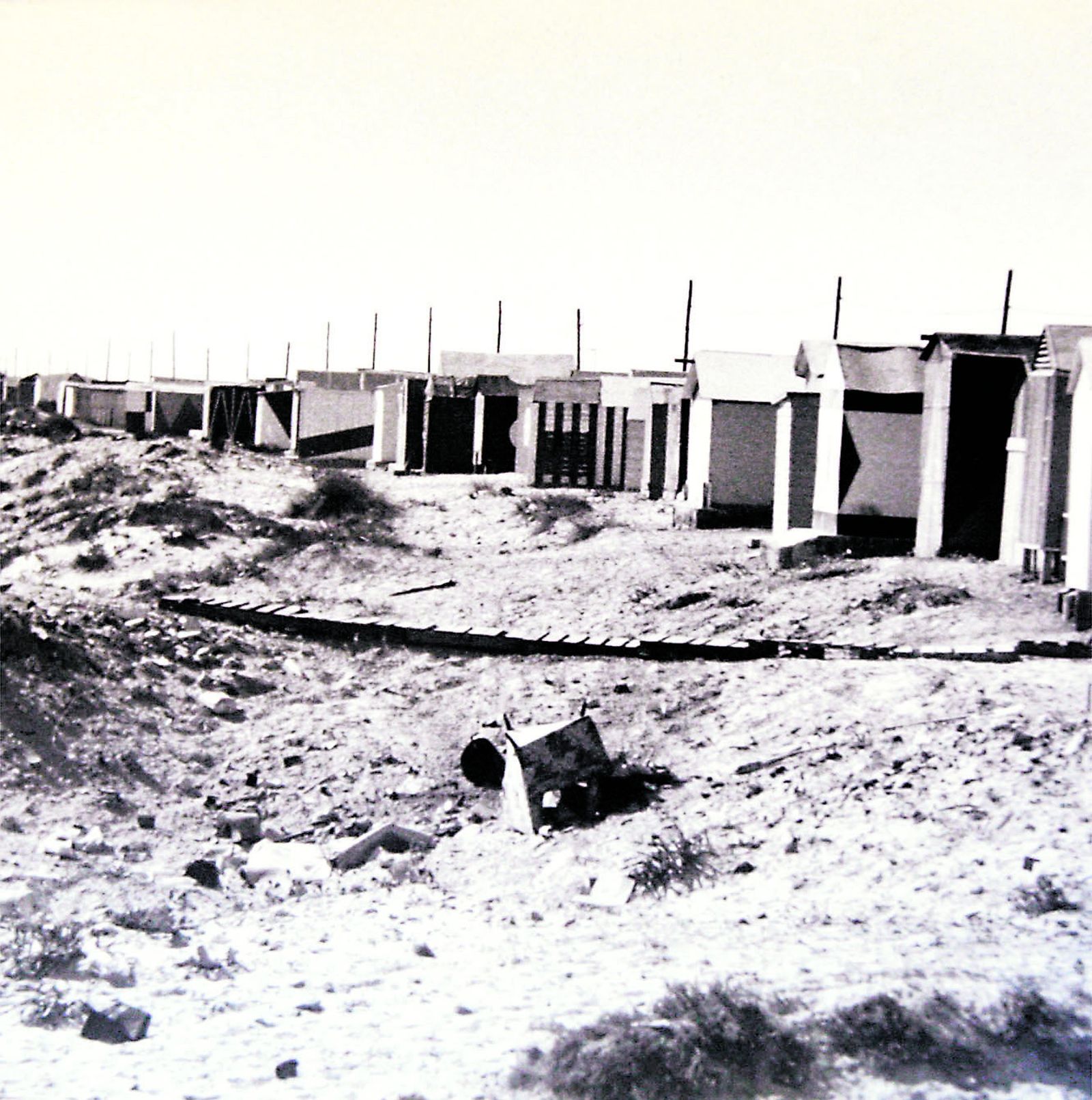 Imágenes con historia de la playa de Cádiz. Con y sin casetas