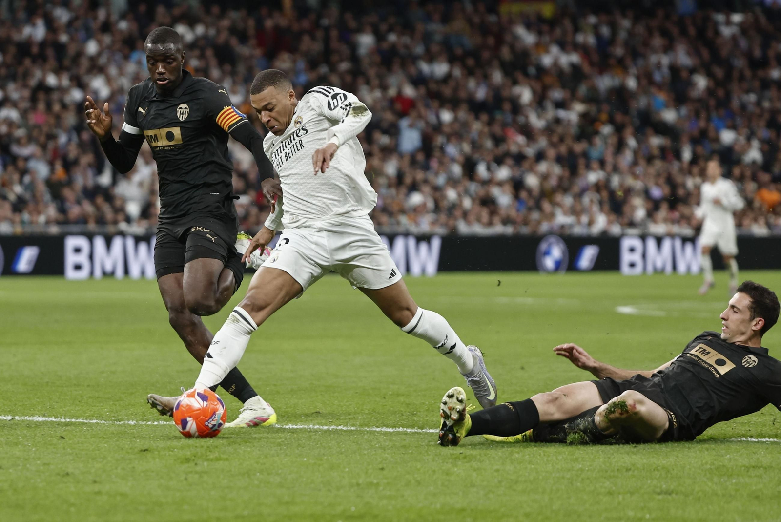 Las fotos de la derrota del Real Madrid ante el Valencia