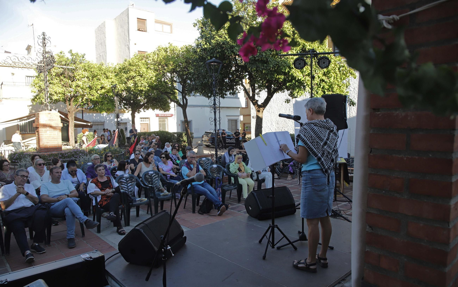 Fotos del acto en solidaridad con Gaza organizado por Amnistia Internacional en Algeciras