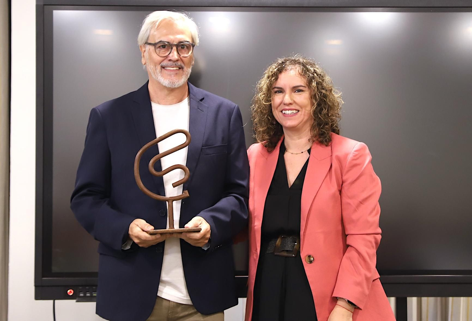 Susana Sánchez y Juan Miguel Villegas ‘Gueli’, de la Chirigota de los Villegas.