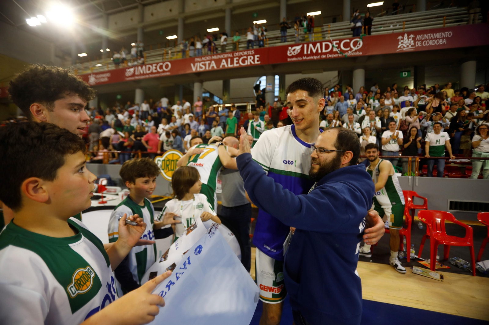 Las mejores fotos del triunfo del Coto Córdoba sobre el Jaén Paraíso Interior en Vista Alegre