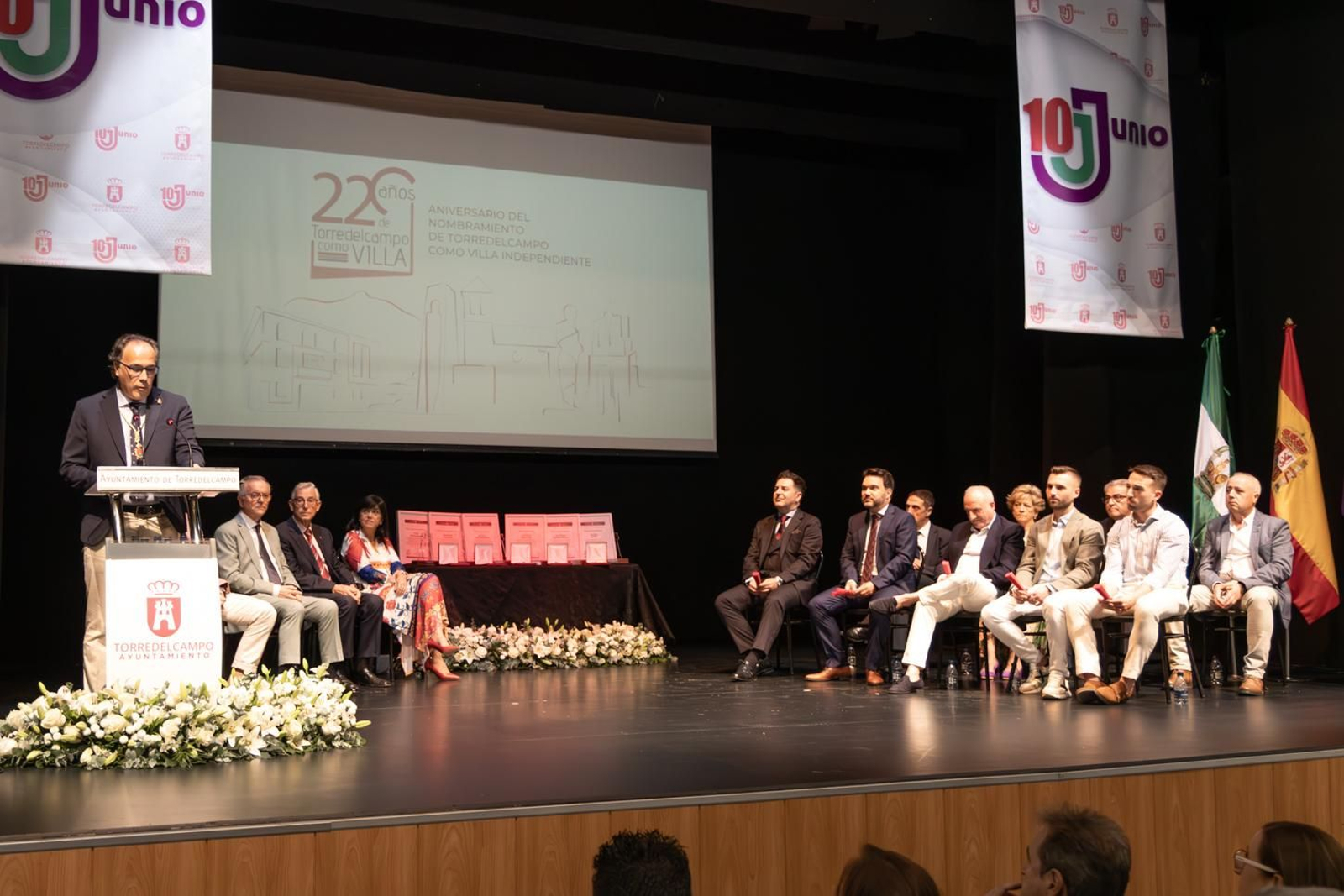 Estas son las imágenes de la entrega de los Premios Villa de Torredelcampo 2024