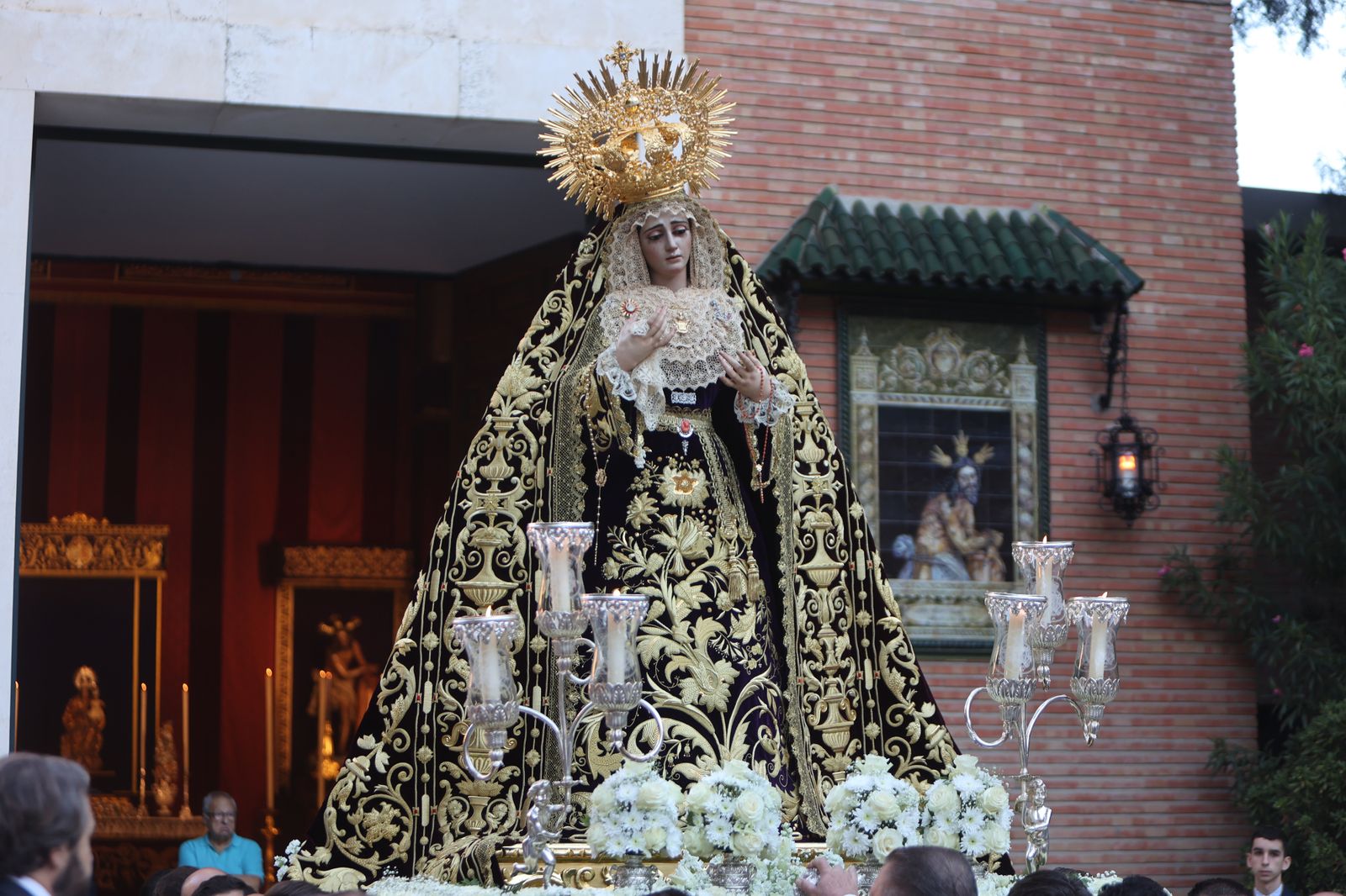 Solemne Rosario de la Aurora de la Virgen de la Victoria