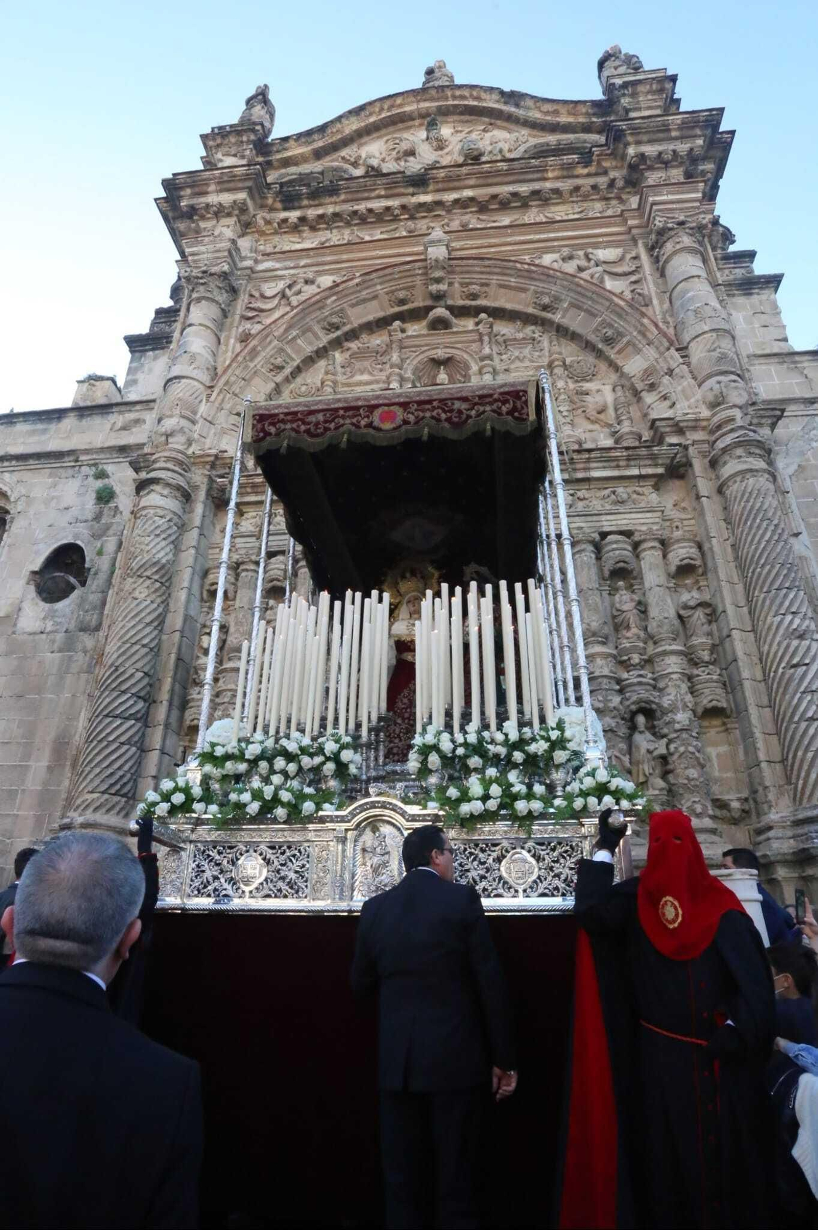 Jueves Santo  en El Puerto: Las imágenes del Nazareno
