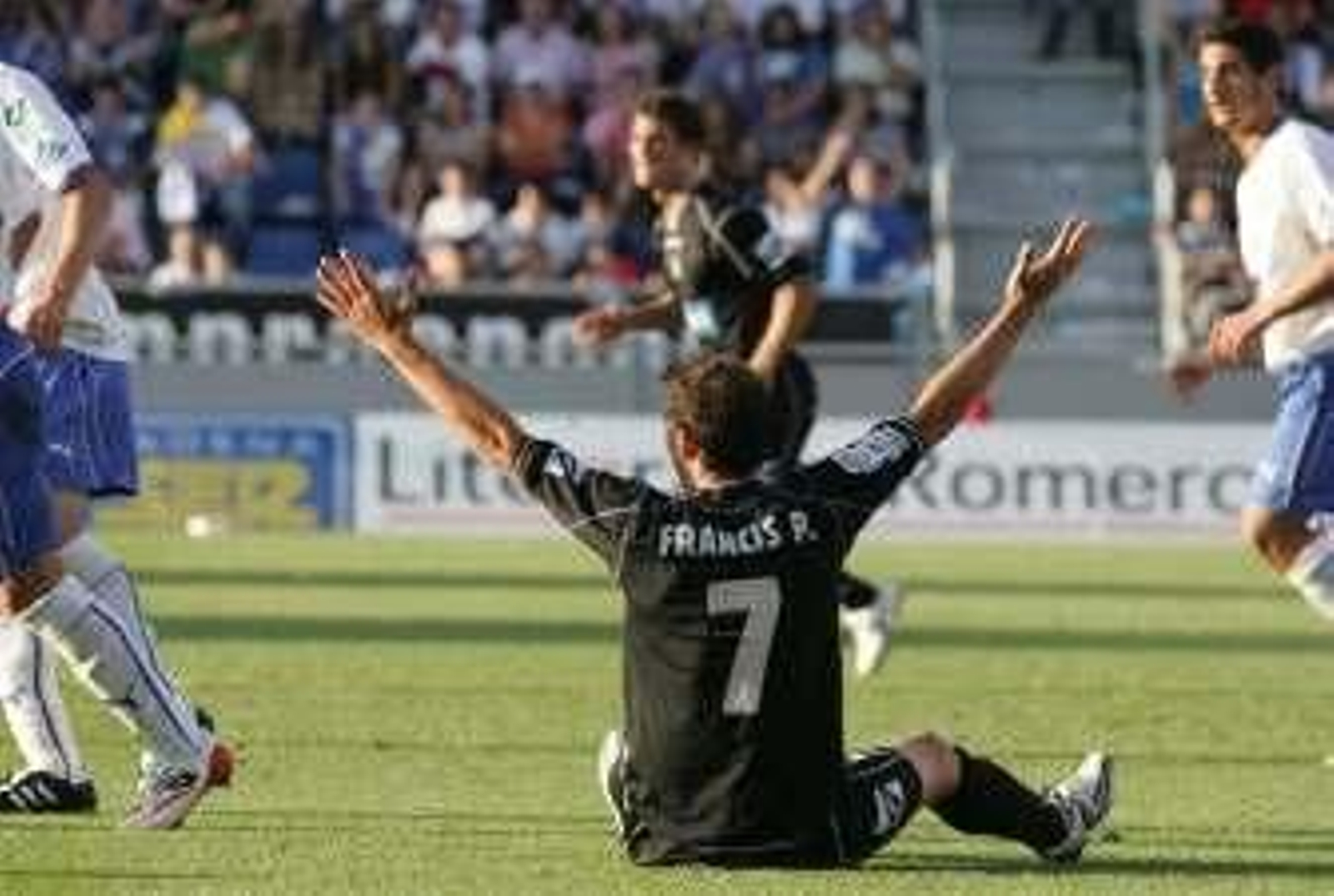El Xerez es incapaz de sellar el ascenso