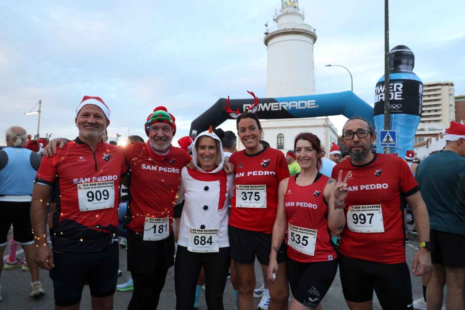 Las fotos de la San Silvestre del Real Club Mediterráneo en Málaga