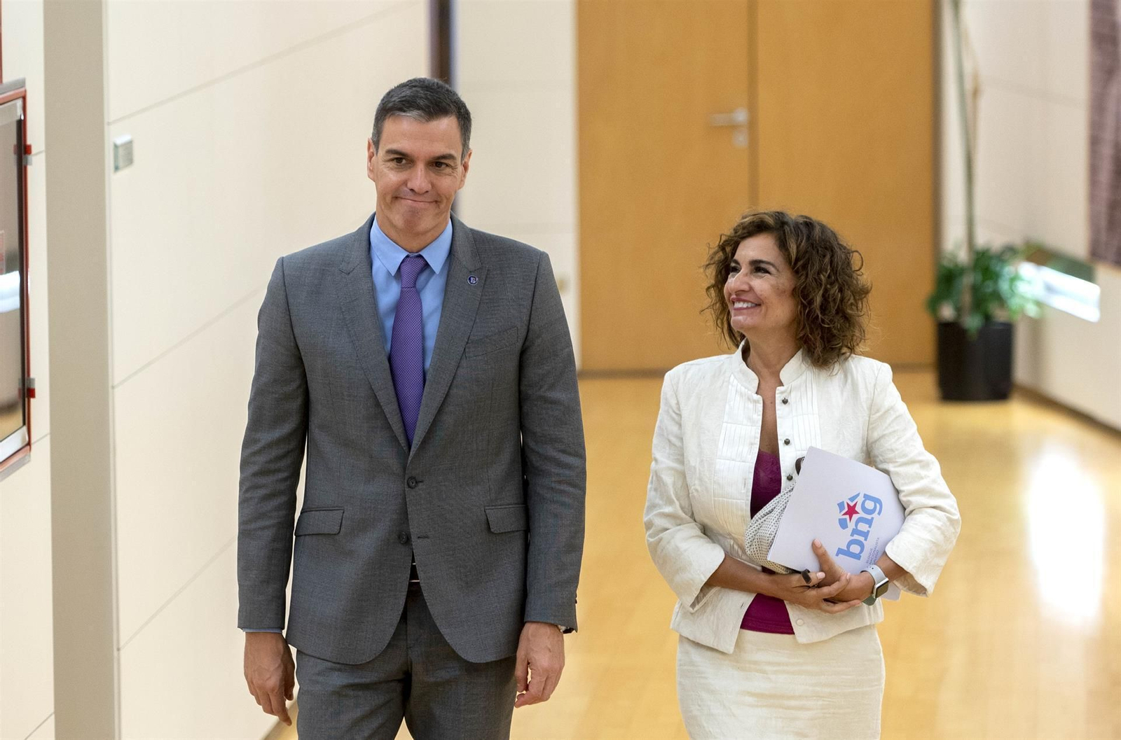 Pedro Sánchez y María Jesús Montero
