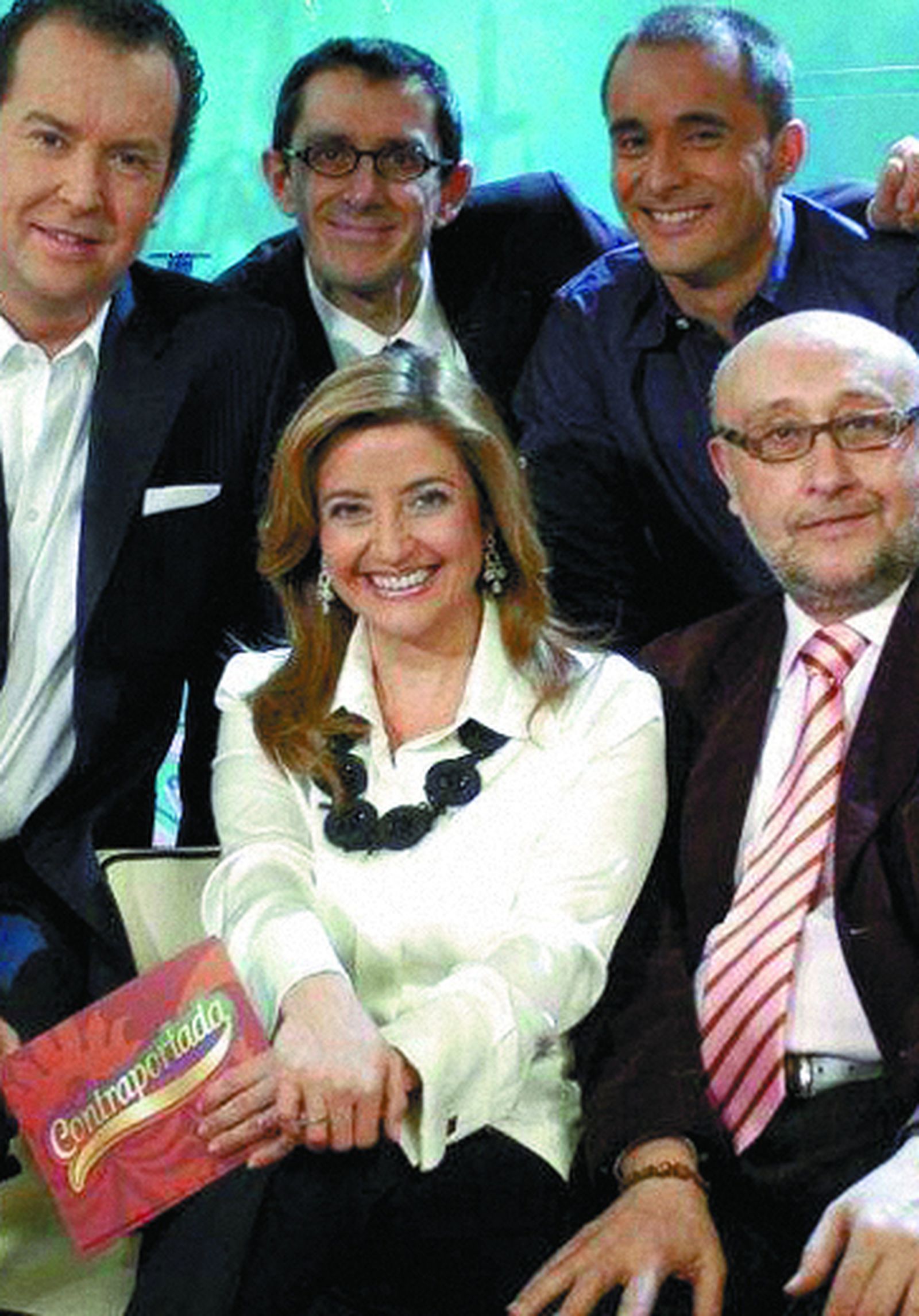 Con Perpetuo Ferández, Sergio Monrante, Carlos Telmo, José Pablo Ruiz, sus compañeros en 'Contraportada'