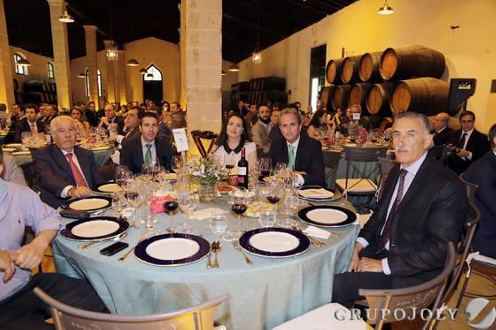 Pedro Galindo Morillo y José Galindo Luque (Marroquinerías Dinmar), María Victoria González Ceregido 	y Manuel Fernández Cabello (Banco Popular), y Manuel Gómez Muñóz (Comunidades del Sur).

Foto: Miguel Angel Gonzalez