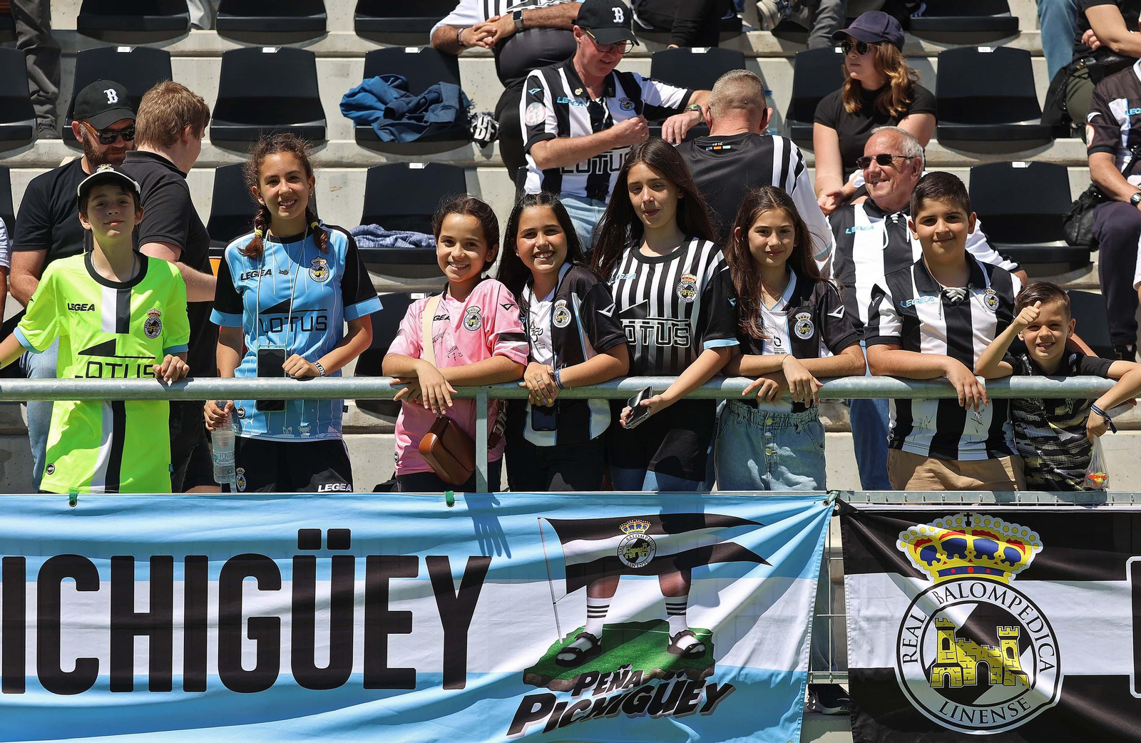Búscate en el Ciudad de La Línea durante el Balona - Cartagena B de Segunda RFEF