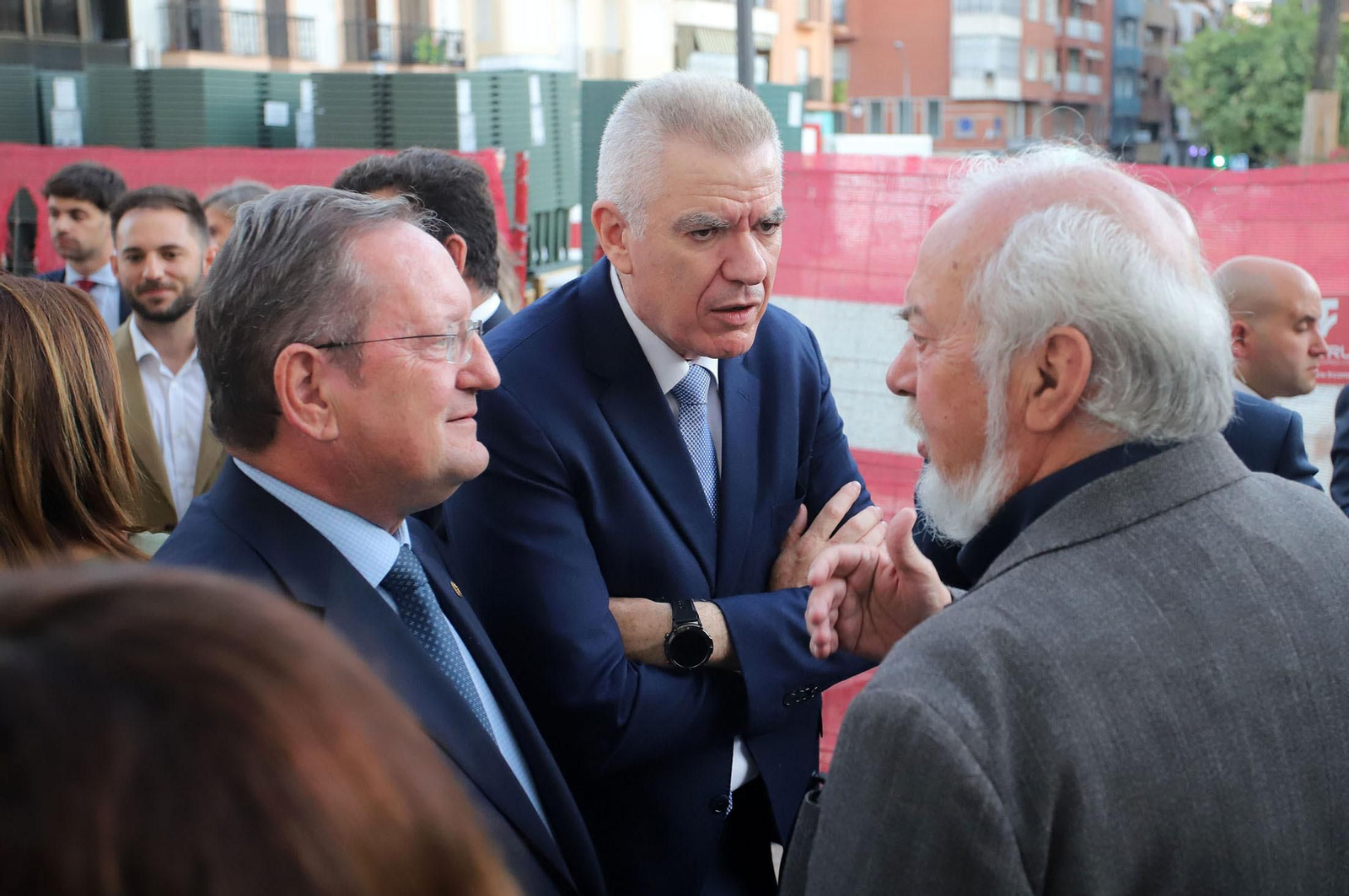 Imágenes de la recepción a los invitados a la gala de los Onubenses del Año