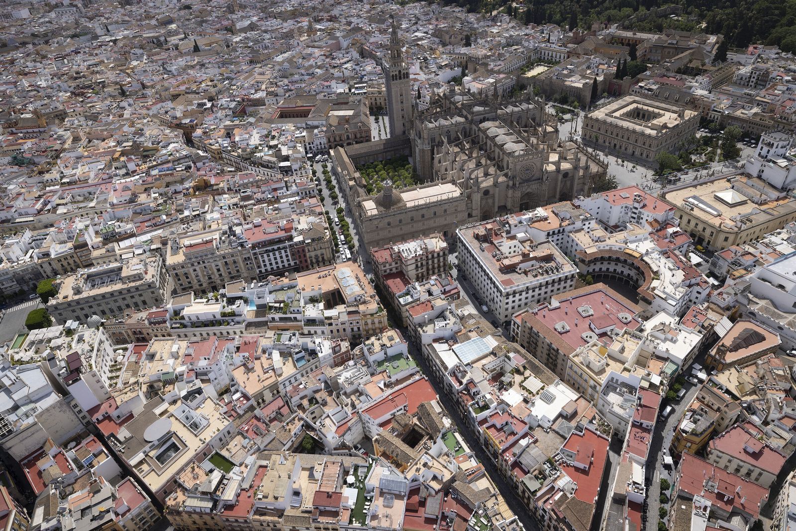 Sevilla desde el helicóptero de la Policía Nacional