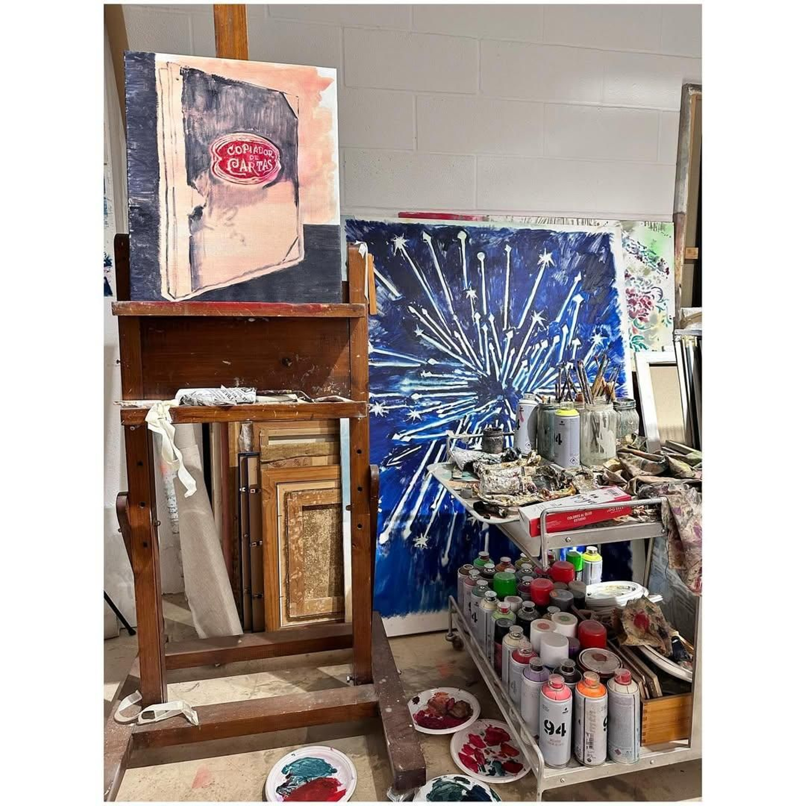 Estudio de trabajo de la artista María Tapia Estudio de trabajo de la artista María Tapia
