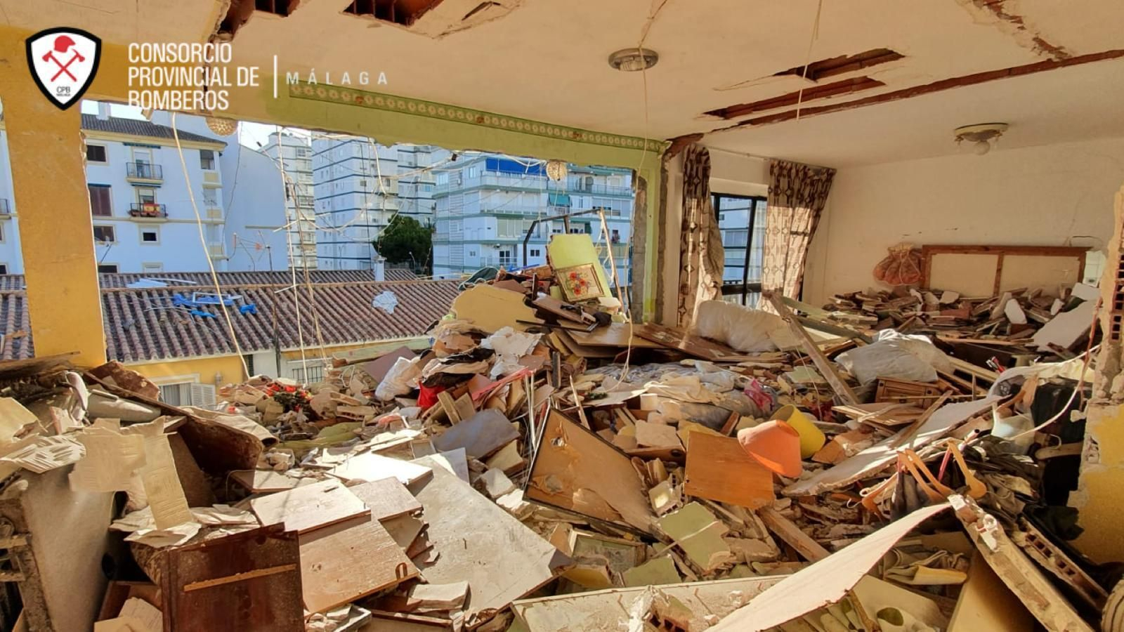 Fotos de la explosión en la que ha muerto una mujer en Torre del Mar