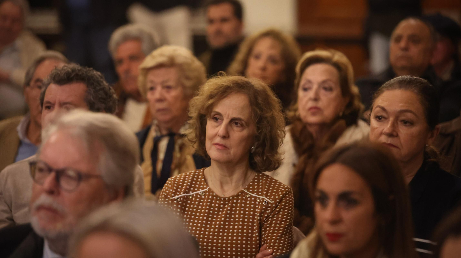 Así fue la presentación del libro de Fran Pereira 'De Chipén , sin ojana' biografía de El Gómez de Jerez