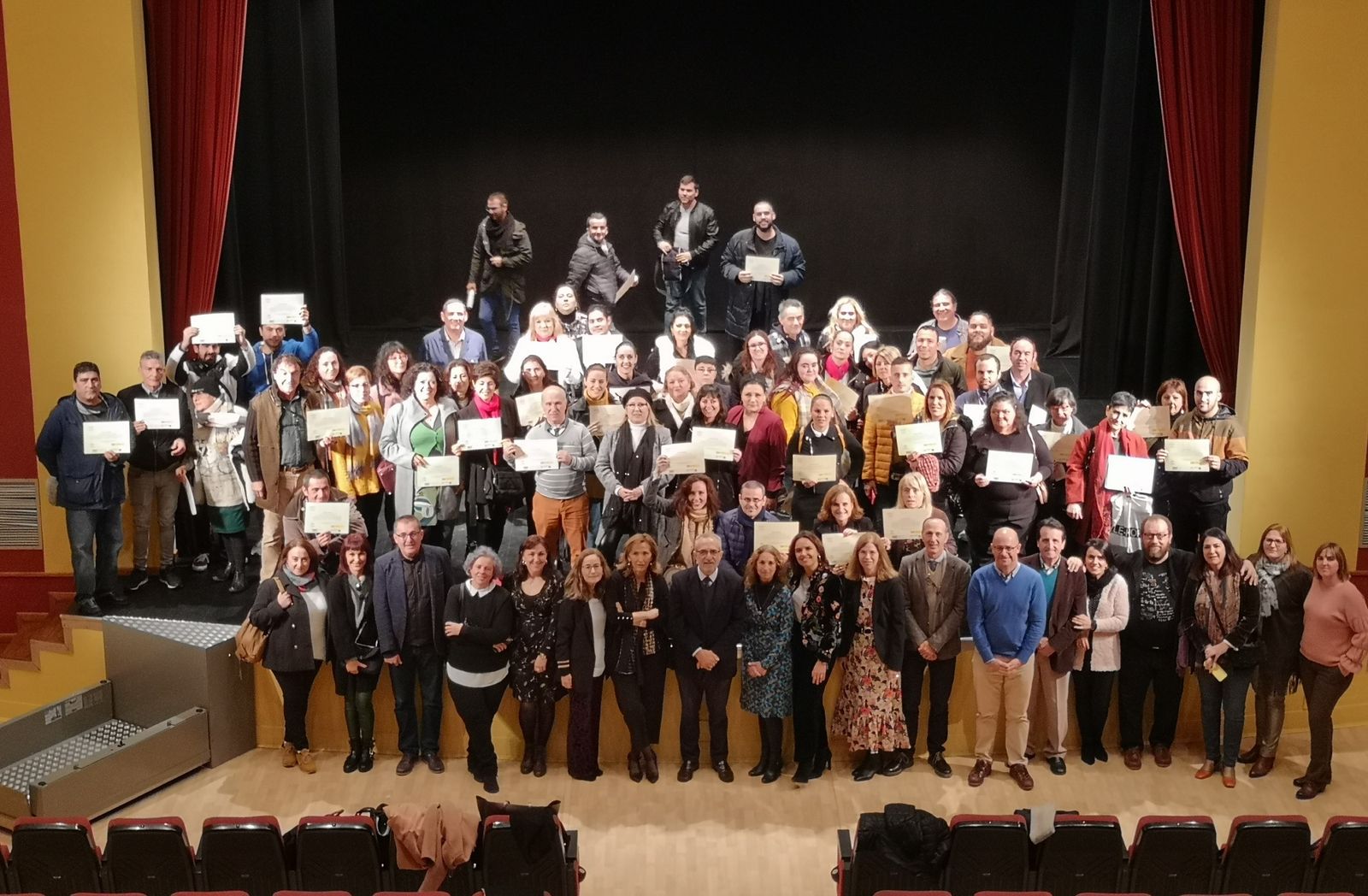 Alumnos participantes en uno de los talleres de empleo del Ayuntamiento de Sevilla.