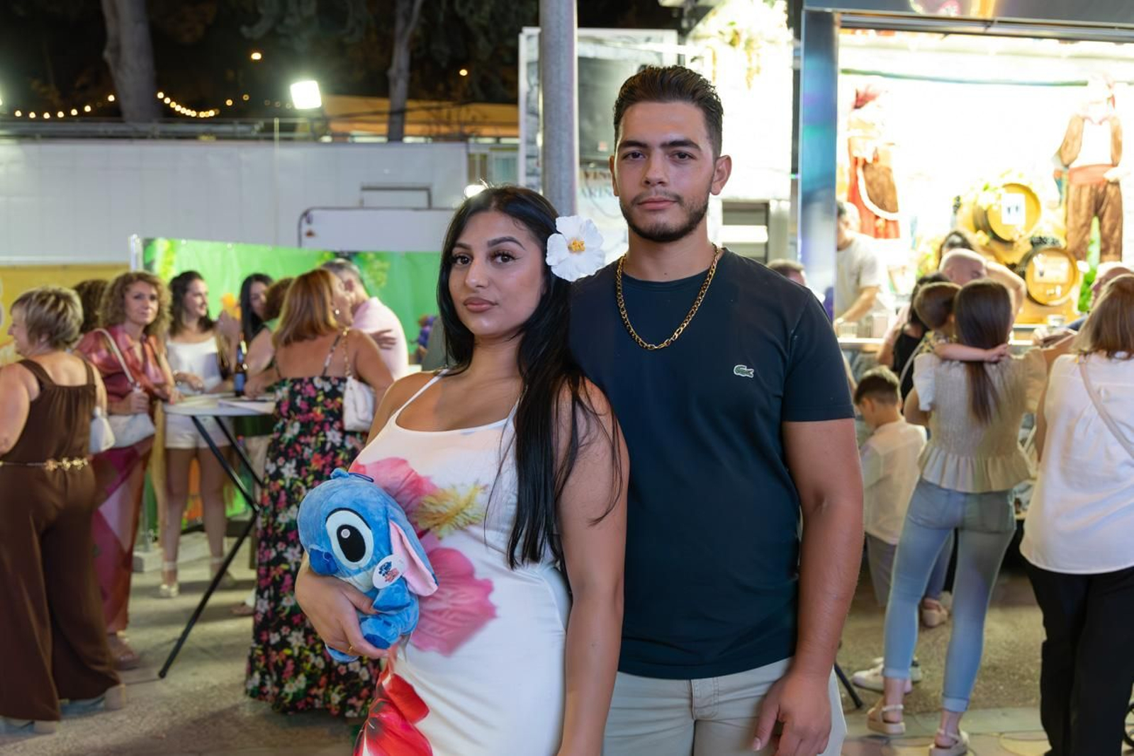 Pasacalles inaugural, fuegos artificiales e iluminación de la portada de feria y del recinto ferial de la Feria de San Bartolomé en Martos