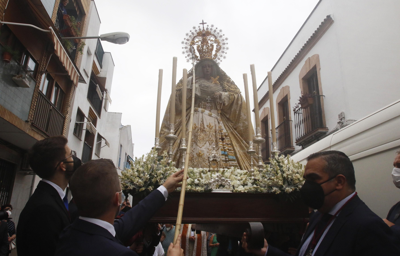 El rosario de la aurora de la Virgen de la Estrella, en imágenes
