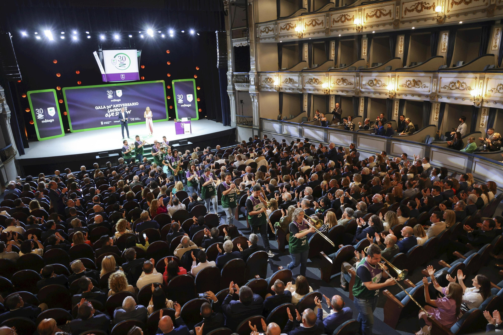La gala del 30 aniversario de la unión Caja de Ronda-Maristas, en fotos