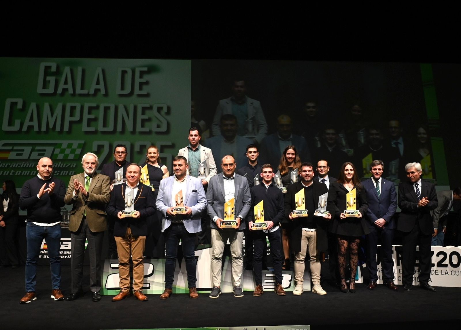 Los campeones de las distintas disciplinas de rally.