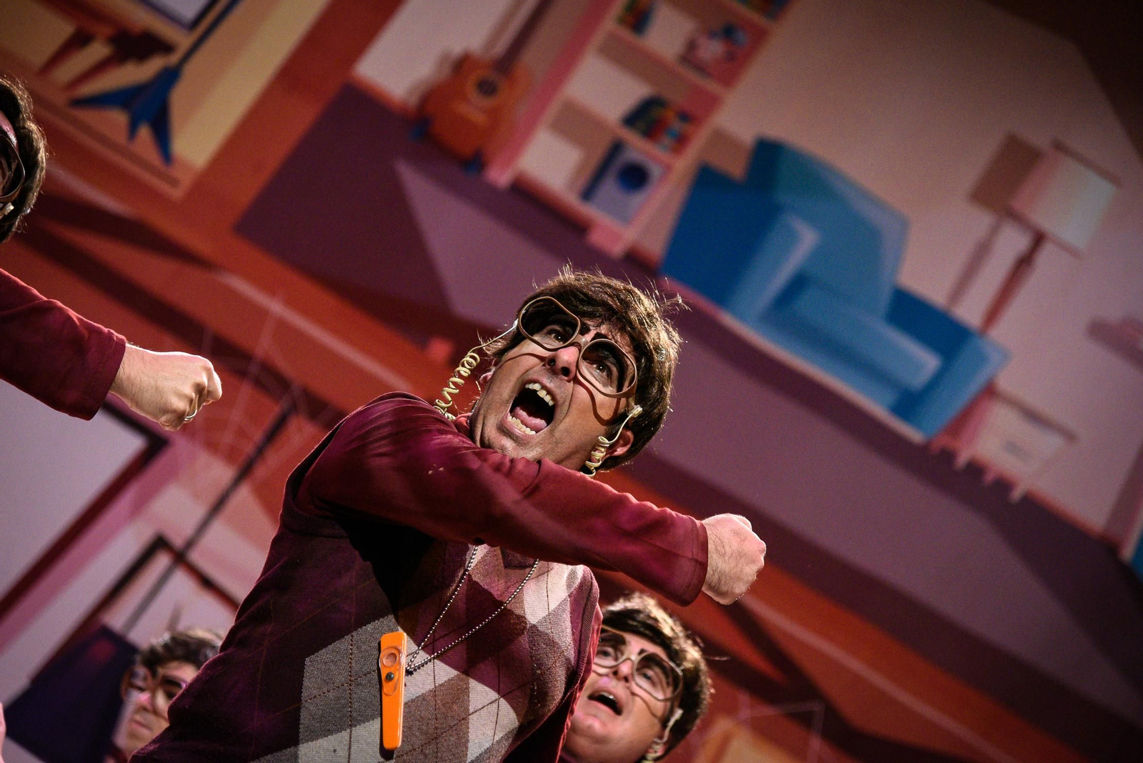 Imágenes de la chirigota Carmelo "El Wikipedia"